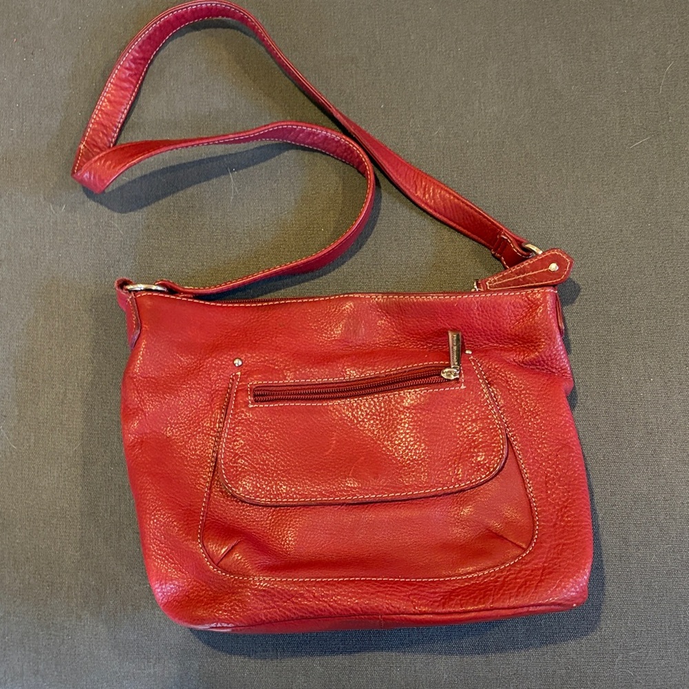 Stone Mountain Accessories Red Crossbody Bag